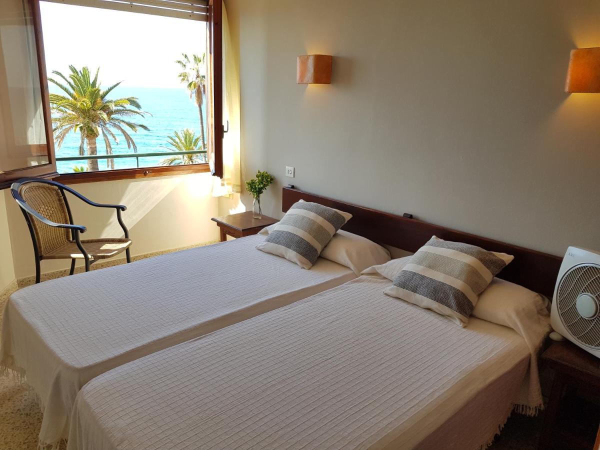 Hotel Maeva ,1 Star B&B โยเรตเดมาร์ ภายนอก รูปภาพ
